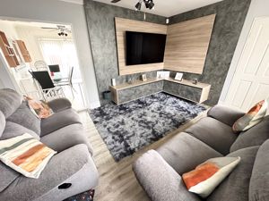 Lounge- click for photo gallery